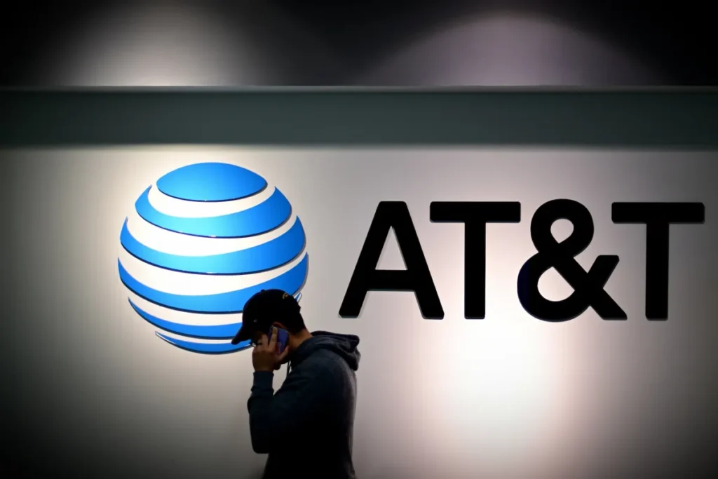 미 법무부, 체포된 미 육군 병사 AT&T 및 Verizon 해킹 사건 연루 확인