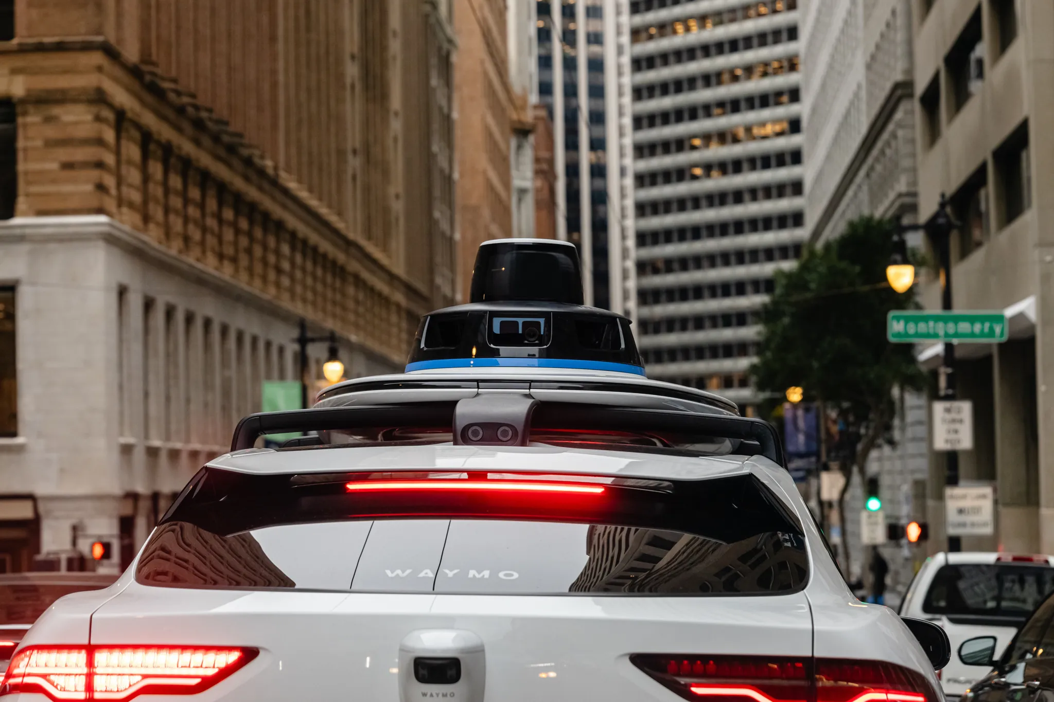 “택시 기사 없는 뉴욕?” 웨이모가 그리는 자율주행의 종착지