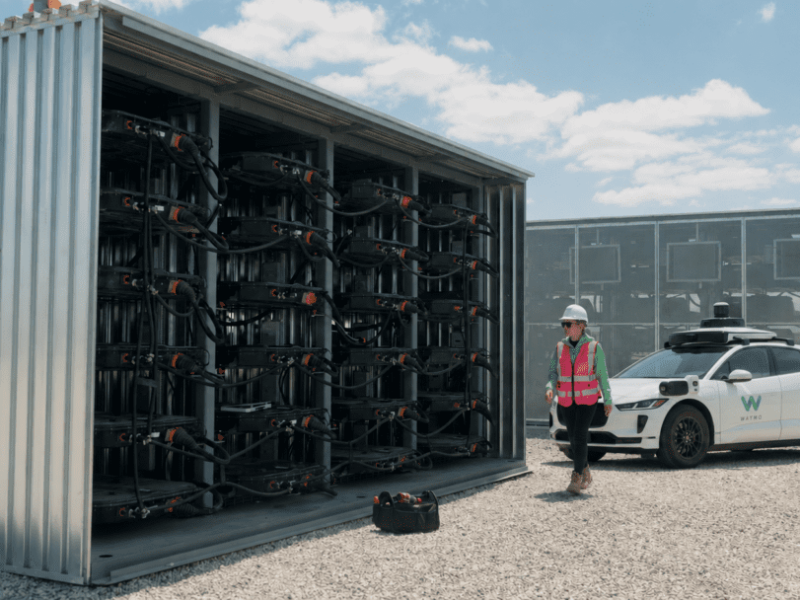 “폐기물에서 황금알로” 웨이모(Waymo), 퇴역 로보택시 배터리로 미국 전력망(Grid) 구한다!